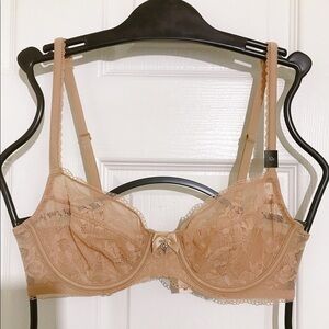 🔥ON SALE🔥2/$33🔥 💖 V. Secret Body by Victoria Unlined Demi Bra